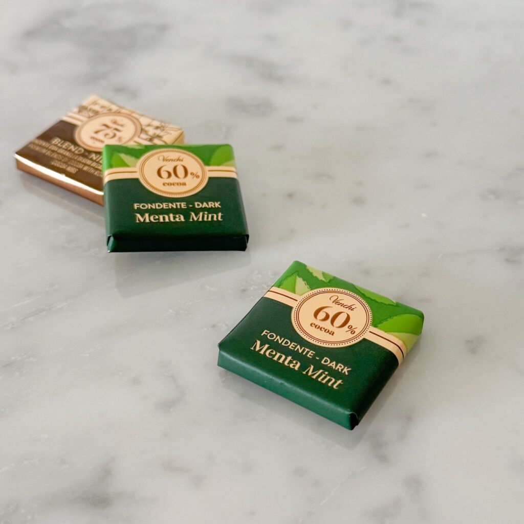 グランブレンド ダークチョコレート ウィズ ミントクランチーグレインズ